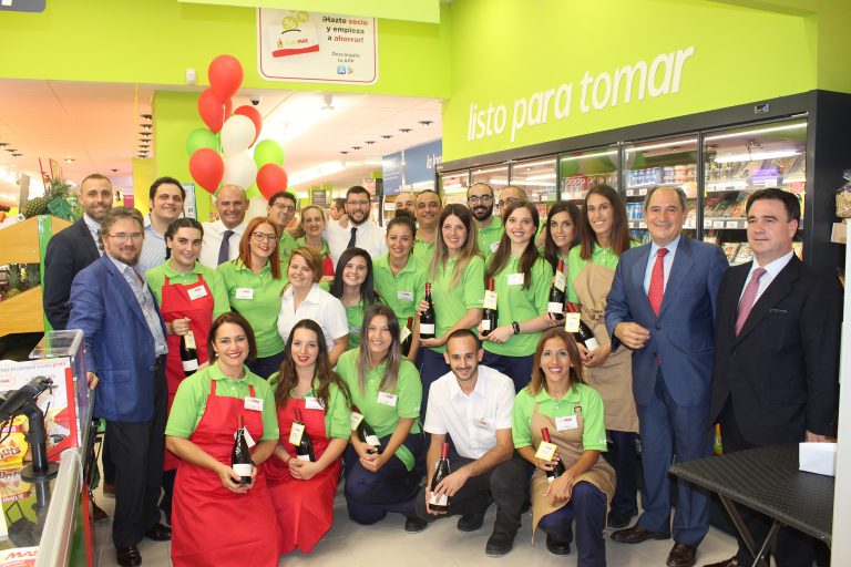 Supermercados MAS aterriza en Cádiz
