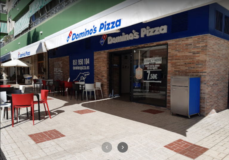 Domino’s Pizza abre su primer restaurante en El Palo con el asesoramiento de Grupo Cuman