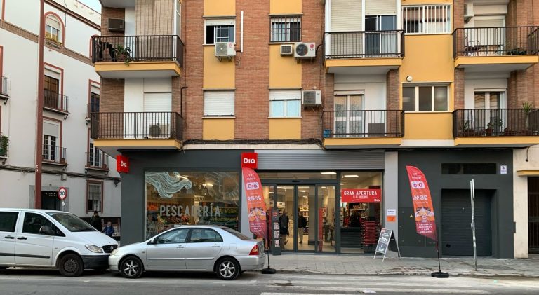 Orgullosos de materializar esta ubicación con DIA en Triana (Sevilla).