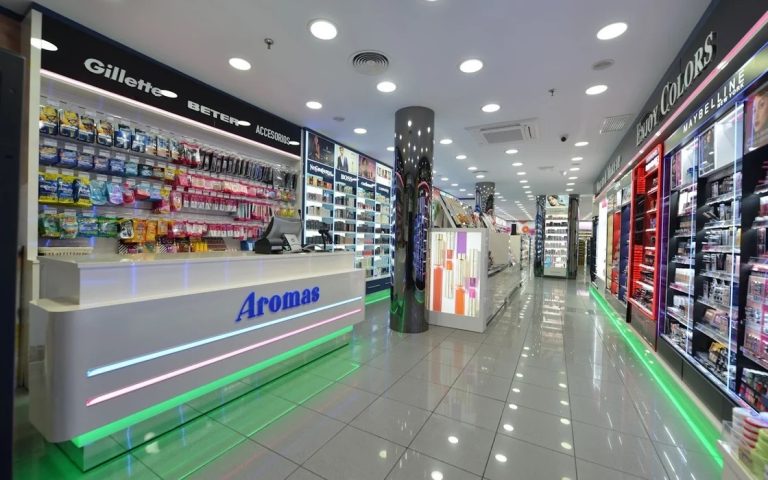 Aromas firma nueva tienda en Sevilla